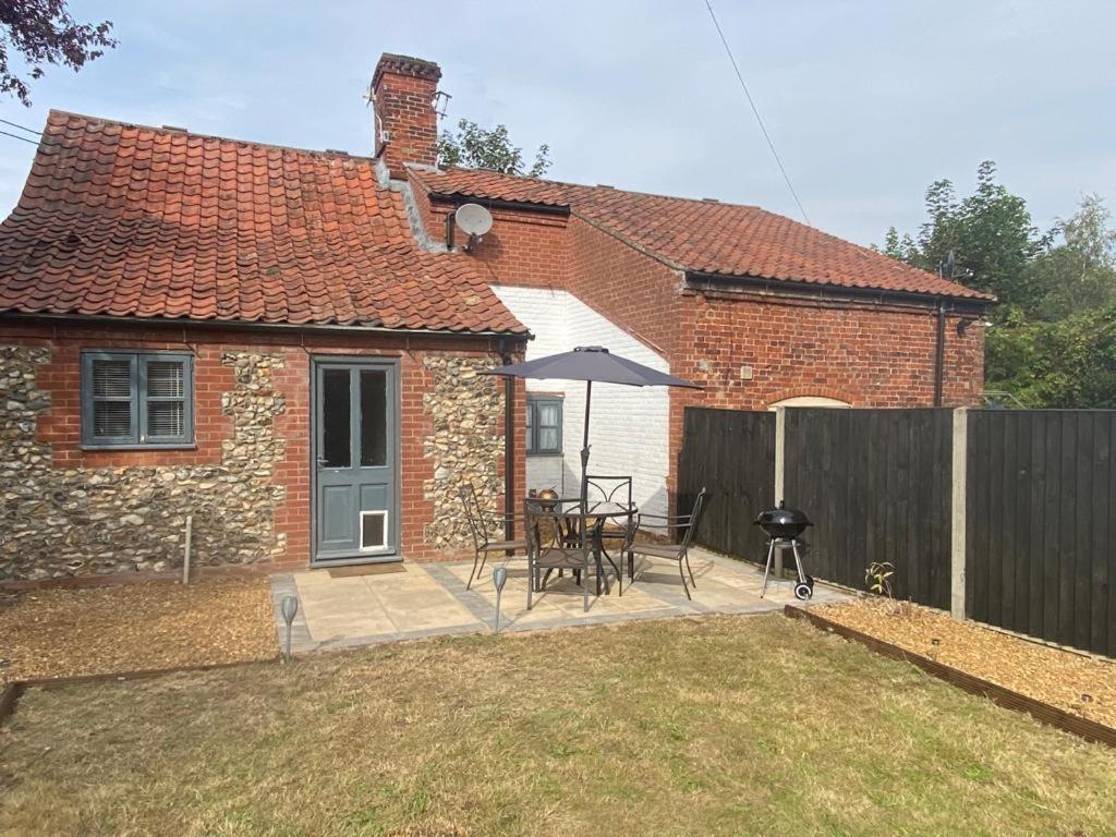 Charming Cottage Lyng  ภายนอก รูปภาพ