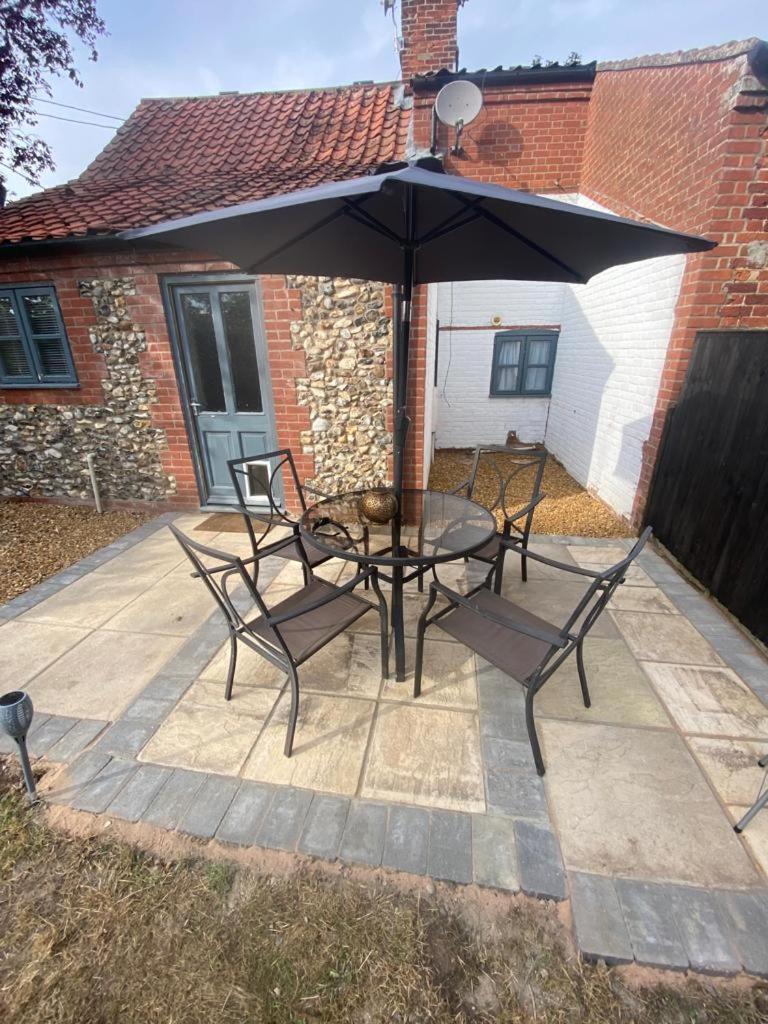 Charming Cottage Lyng  ภายนอก รูปภาพ